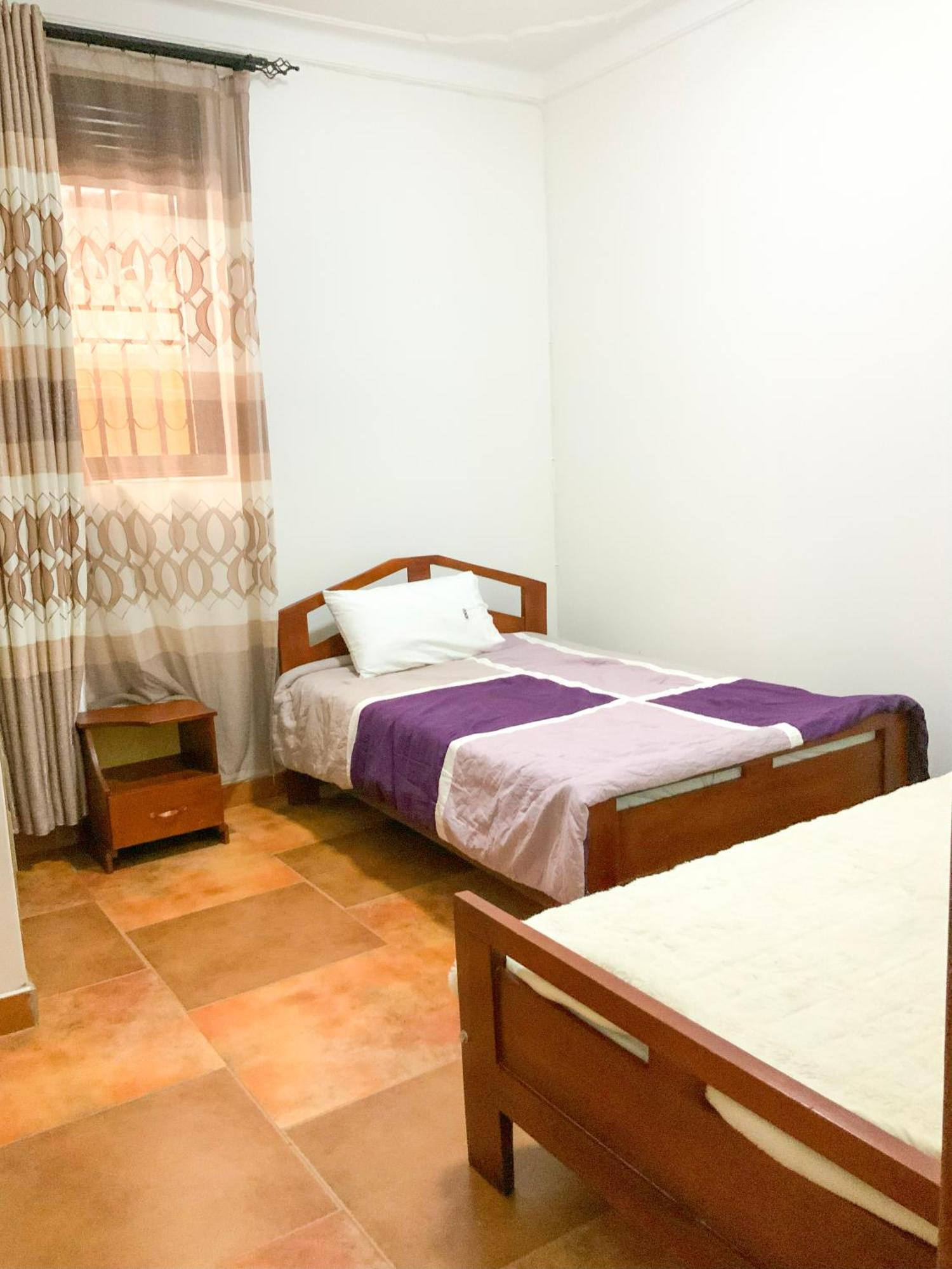 Hendo Hotel Энтеббе Экстерьер фото
