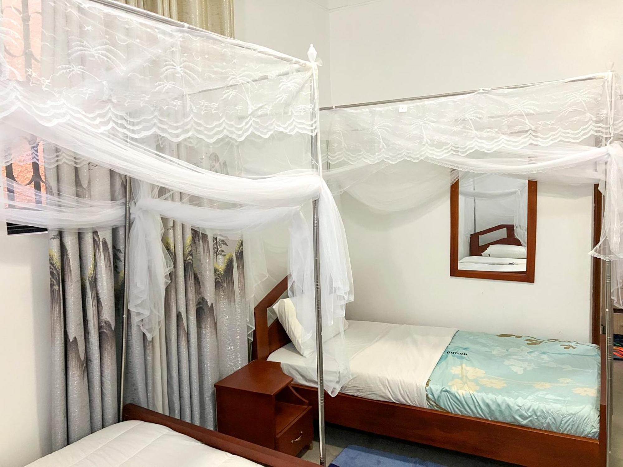 Hendo Hotel Энтеббе Экстерьер фото