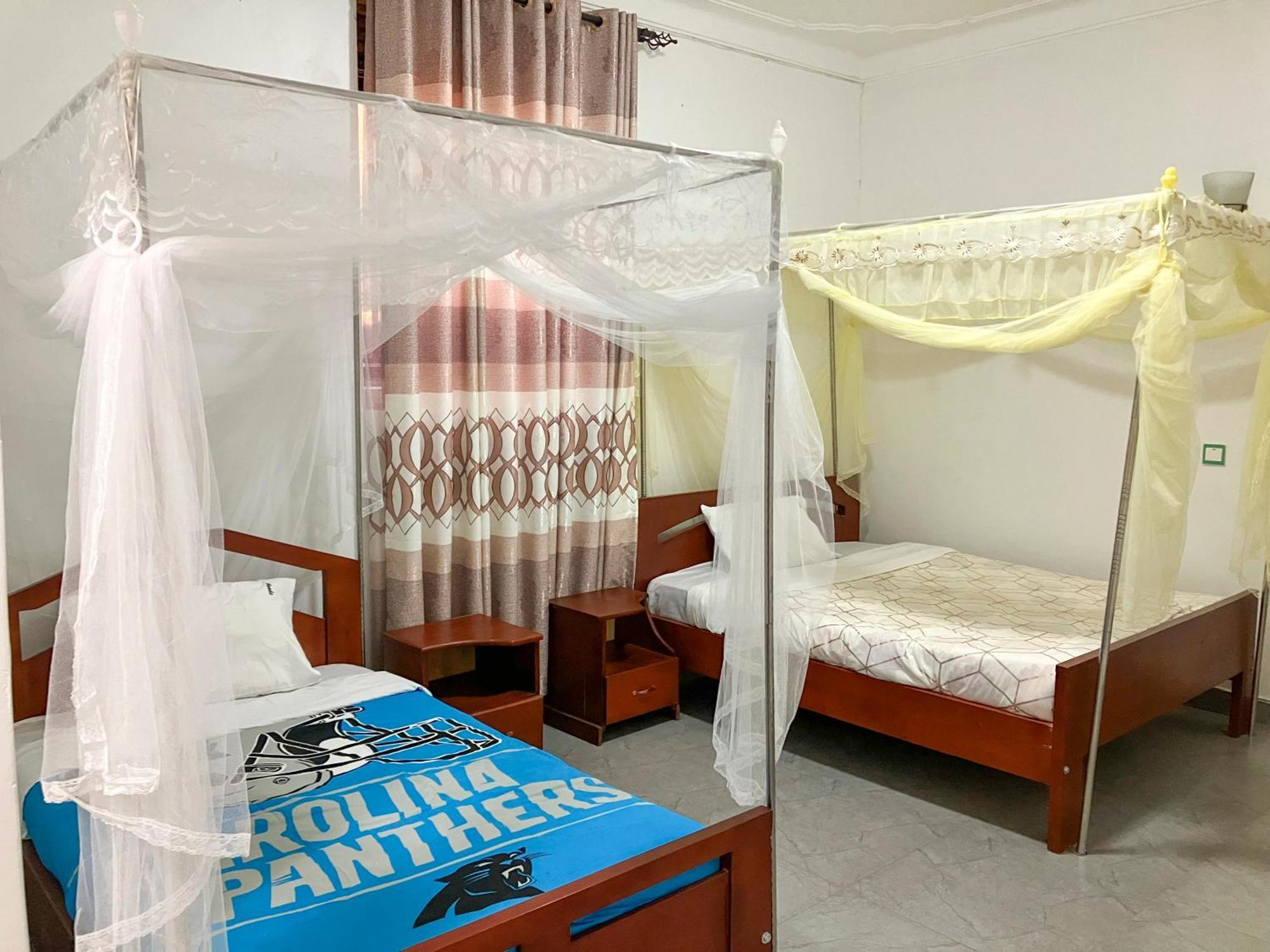 Hendo Hotel Энтеббе Экстерьер фото