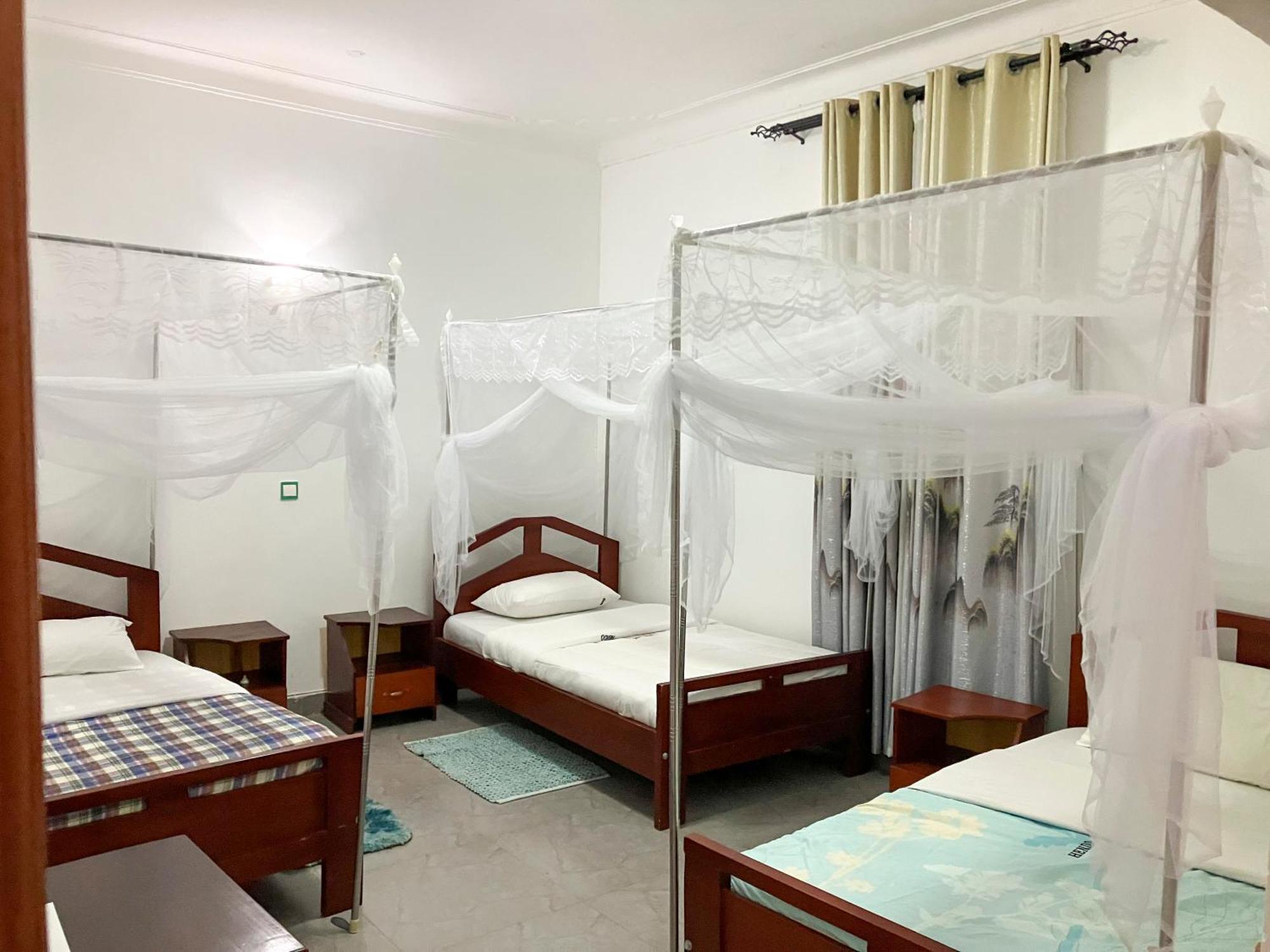 Hendo Hotel Энтеббе Экстерьер фото